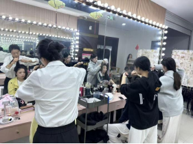 项王故里景区开展演出装造提升(图1)